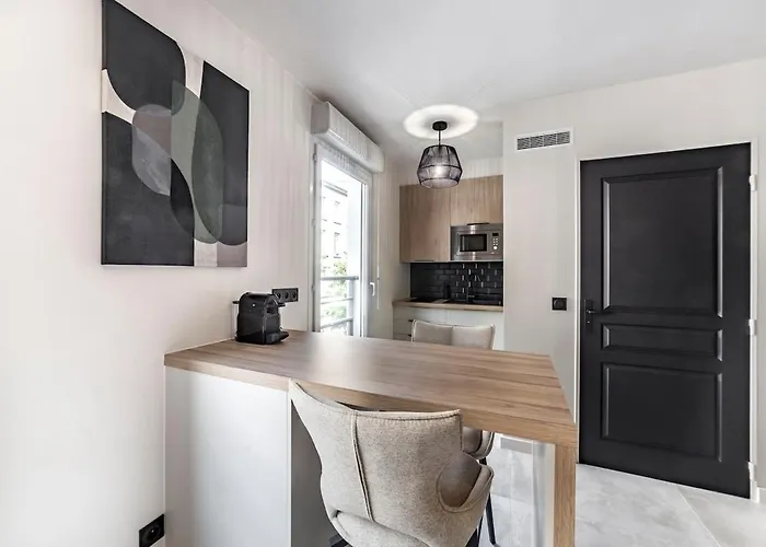 アパート Madison Valmy